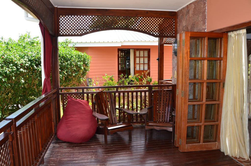 Bed and Breakfast Kaz Ladouceur Insel Insel La Digue Exterior foto
