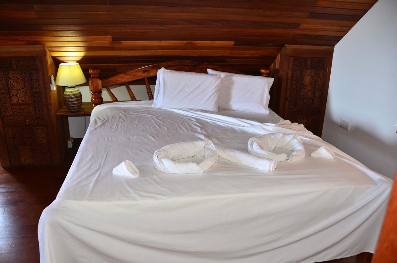 Bed and Breakfast Kaz Ladouceur Insel Insel La Digue Exterior foto