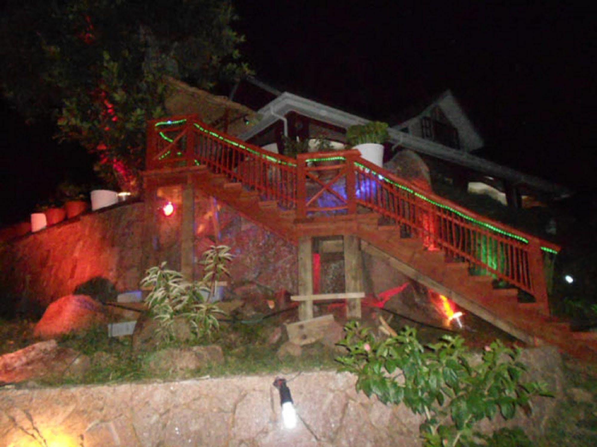 Bed and Breakfast Kaz Ladouceur Insel Insel La Digue Exterior foto