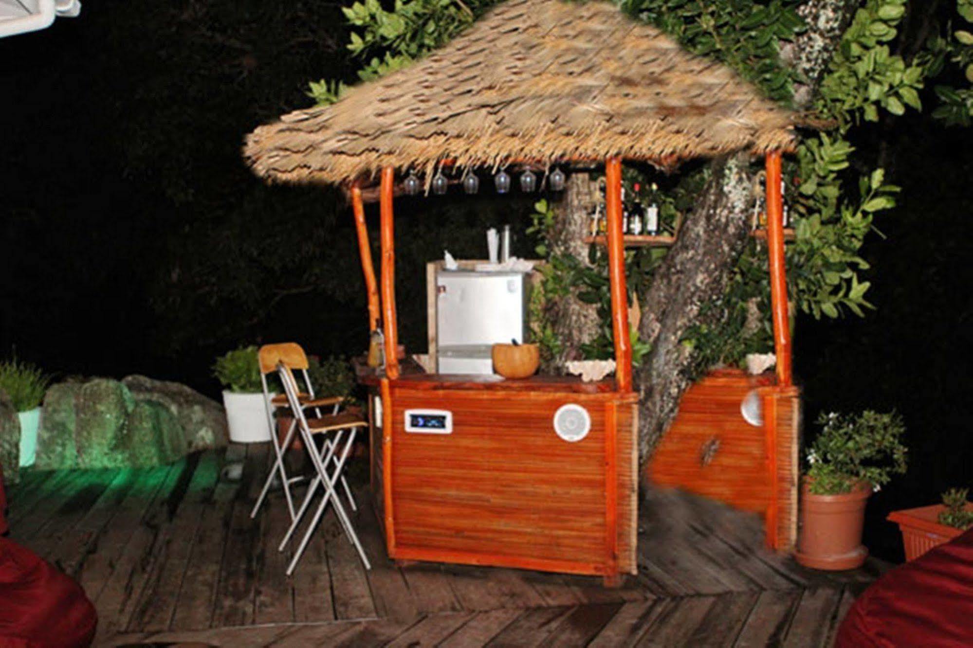 Bed and Breakfast Kaz Ladouceur Insel Insel La Digue Exterior foto